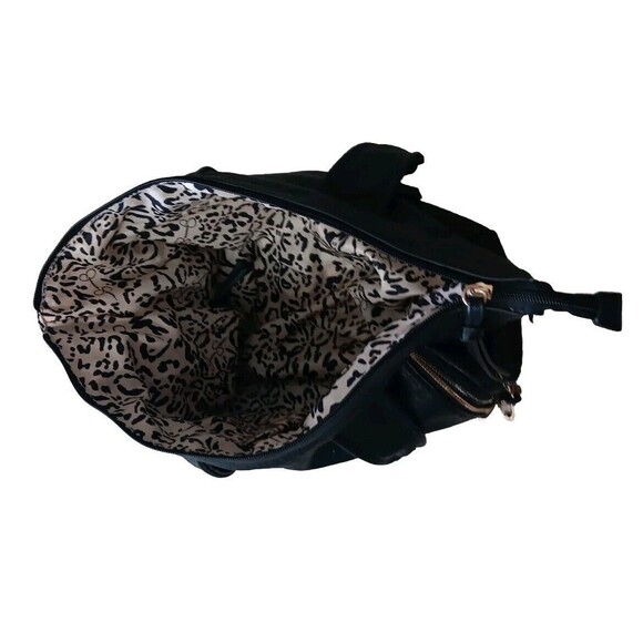 Jessica Simpson Handbag Leather Black, 16in x 11in, Leather Exterior, Authentic - Picture 6 of 7